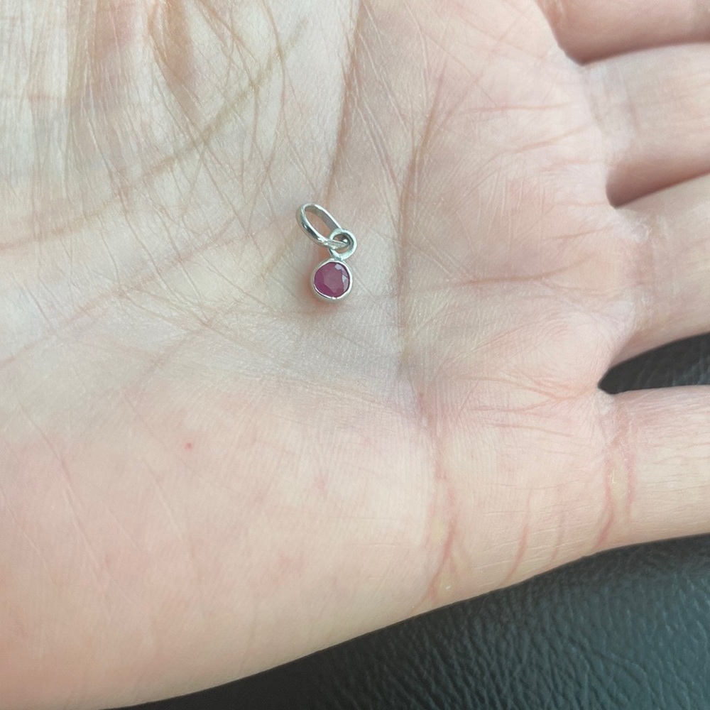 10k Solid White Gold Small Mini Ruby Pendant Dain… - image 4